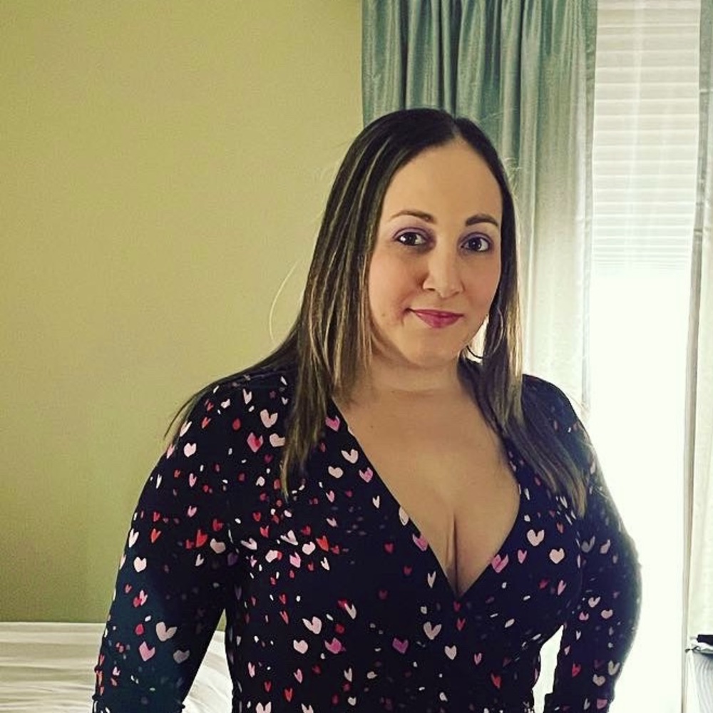 Meet your Posher, Yolanda